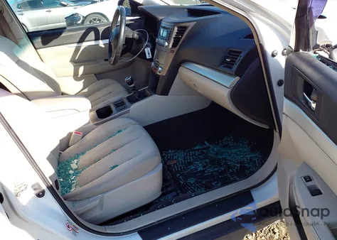 2012 Subaru Outback 2.5I Premium z USA, uszkodzony, nr VIN 4S4BRCCC3C1215095